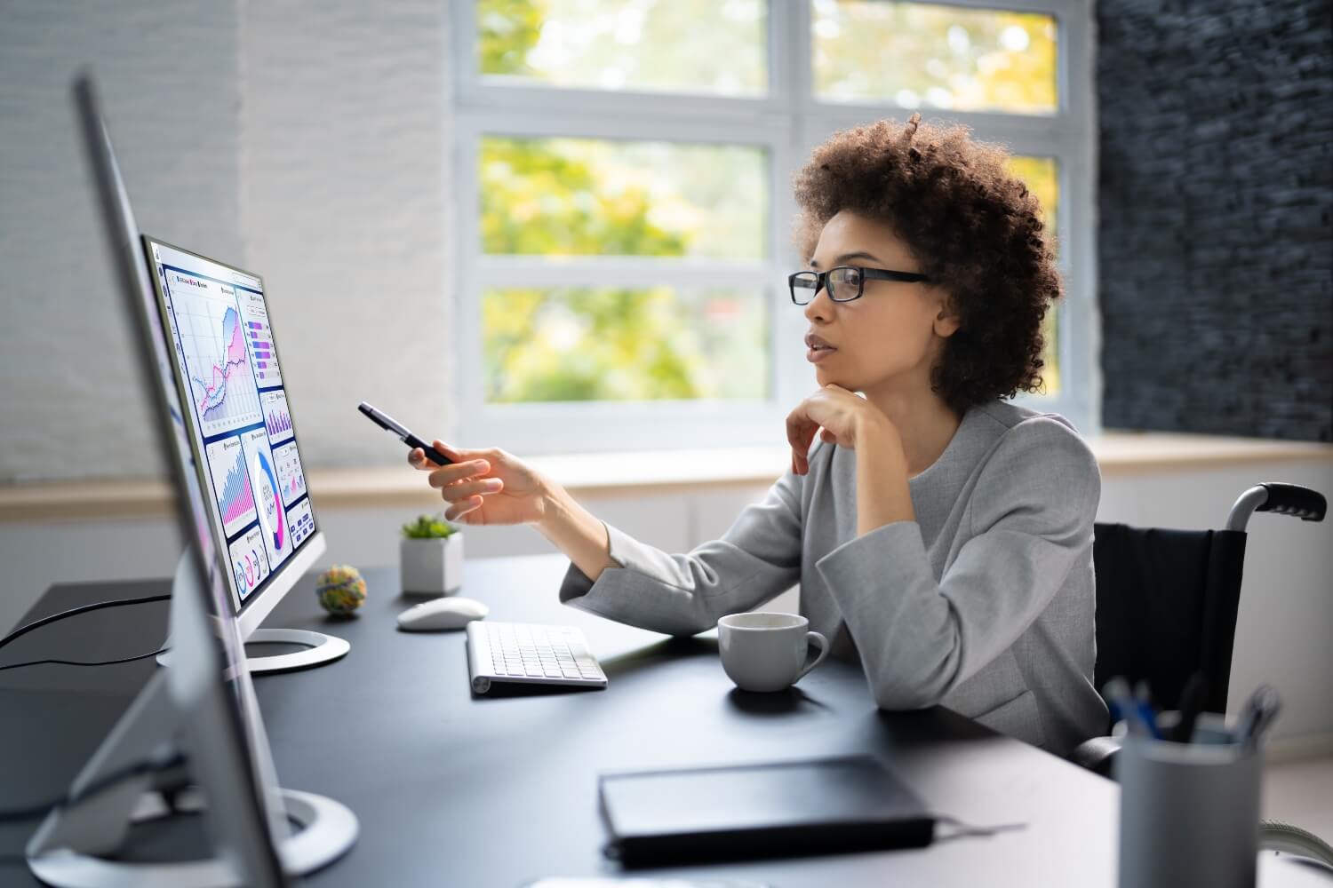 How Client access dashboards Boost Transparency