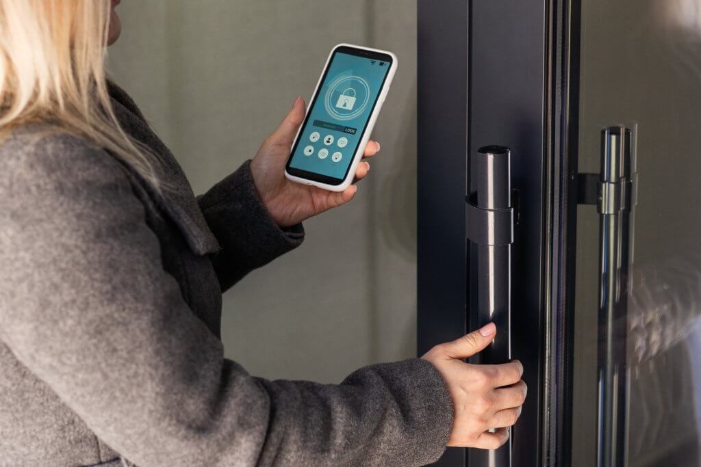 How Does Remote Access Improve Real-Time Site Security Oversight_